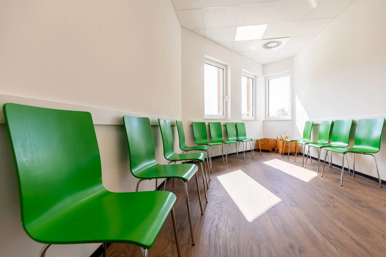 Wartezimmer Hausarztzentrum Schmalnau